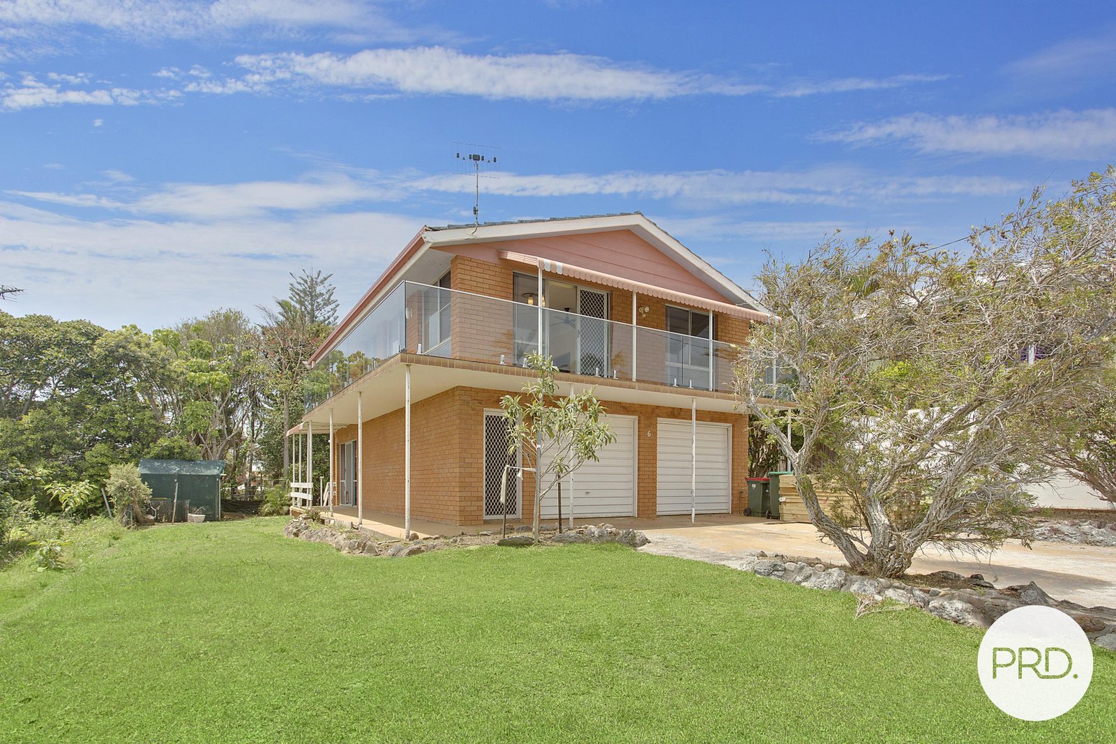 6 Fourth Avenue BONNY HILLS 4