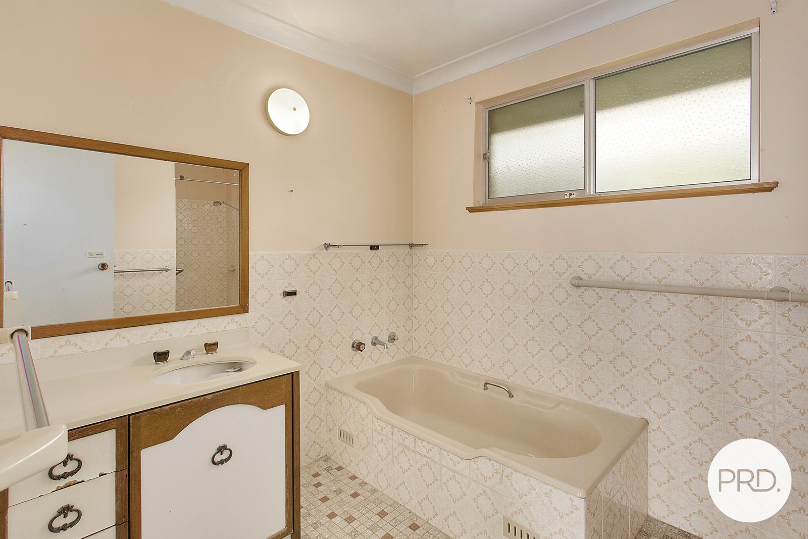6 Fourth Avenue BONNY HILLS 12
