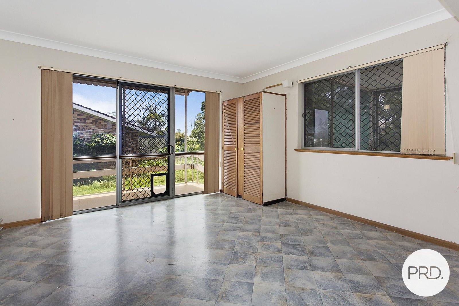 6 Fourth Avenue BONNY HILLS 15