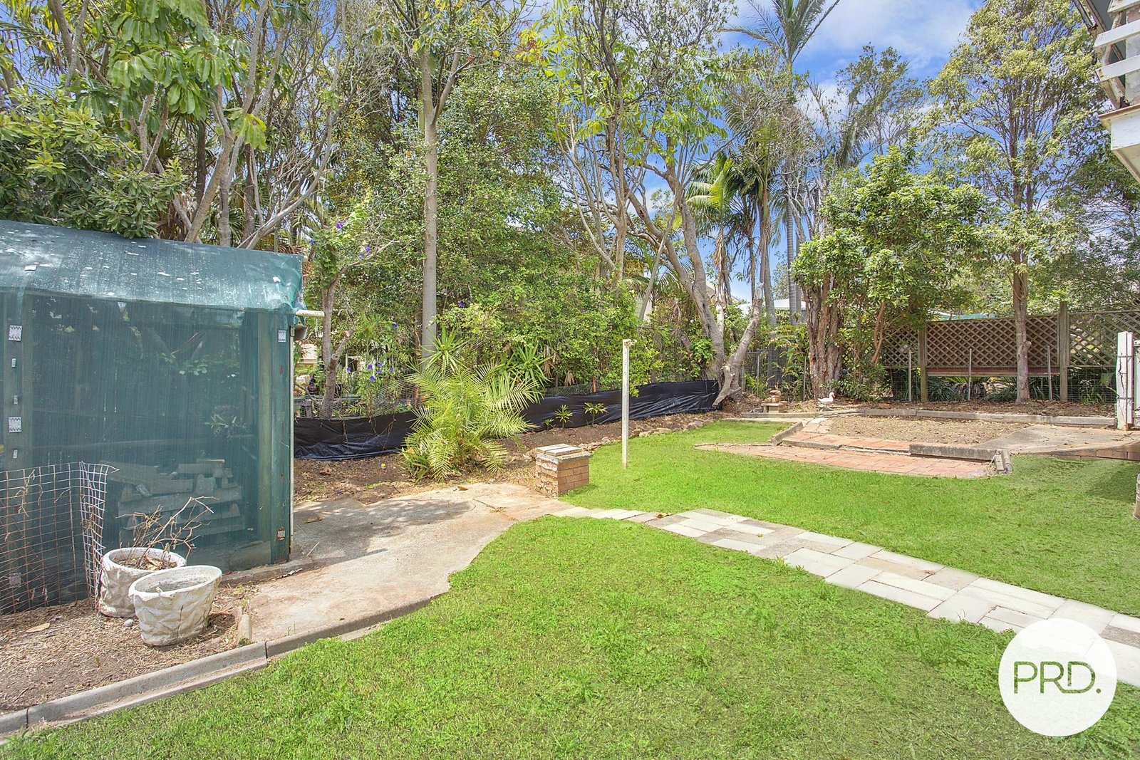 6 Fourth Avenue BONNY HILLS 19