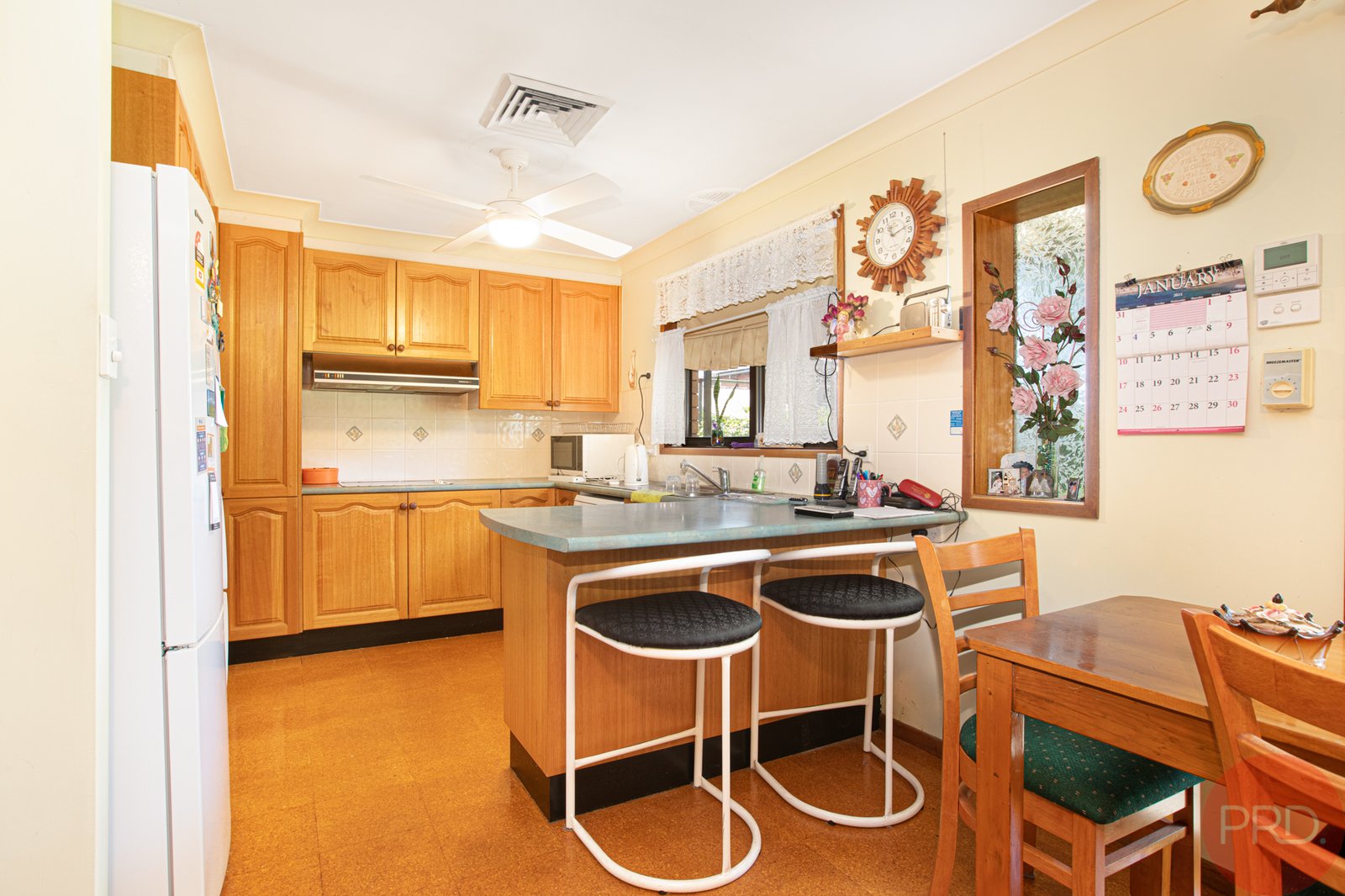 6 Foveaux Crescent METFORD 6