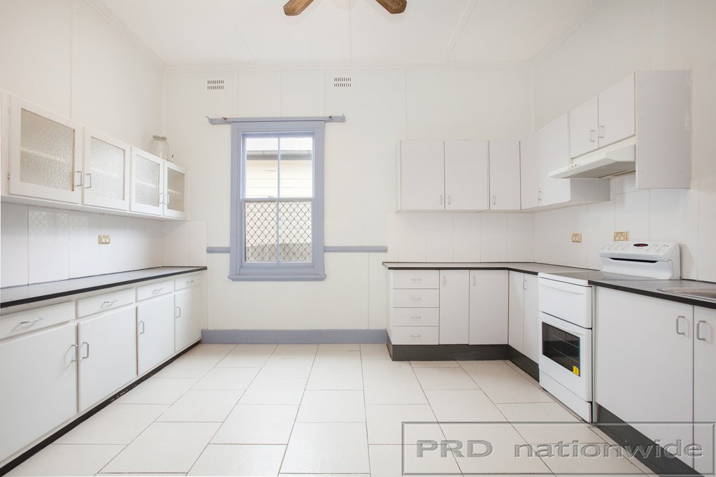 6 Francis St  CESSNOCK 3