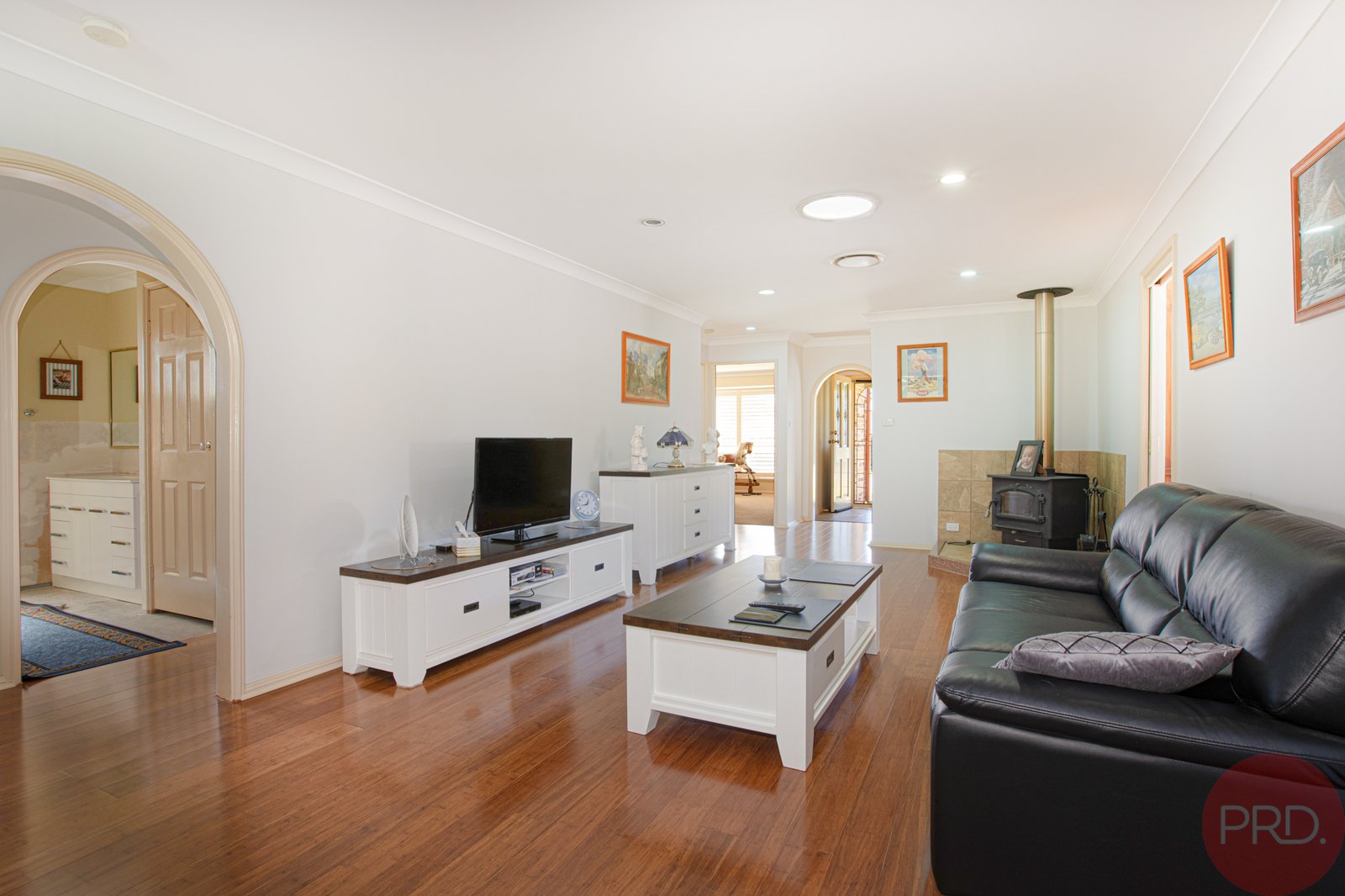 6 Freeman Drive LOCHINVAR 9