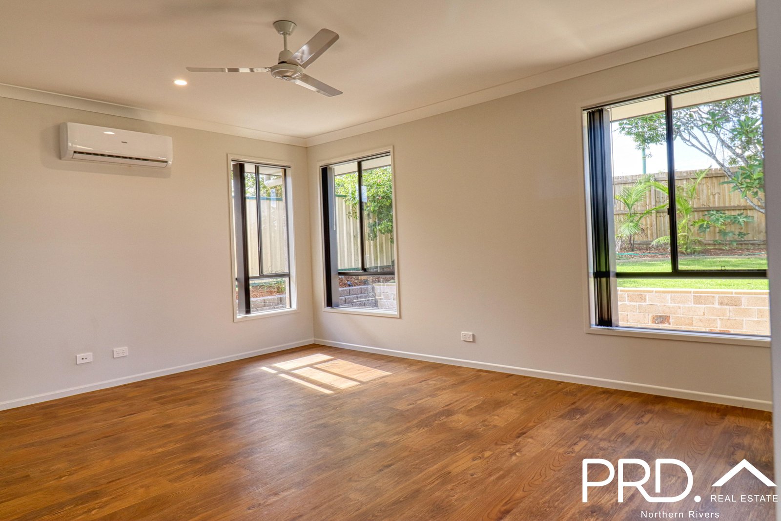 6 Fryer Lane CASINO 2