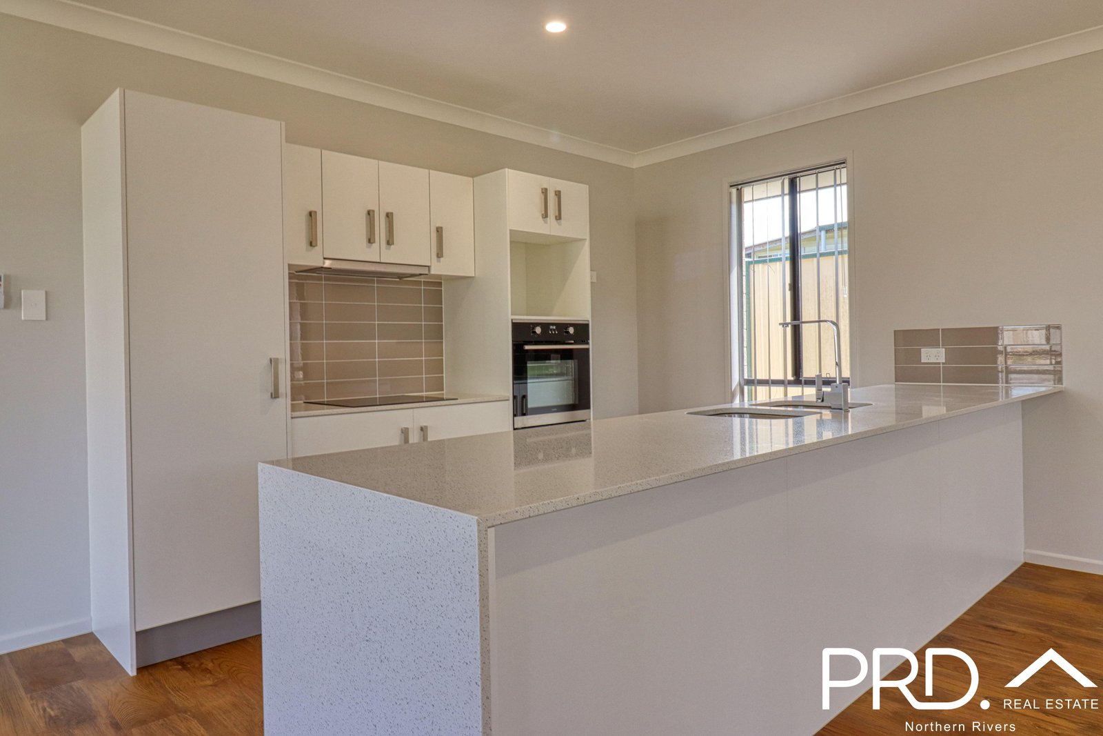 6 Fryer Lane CASINO 5