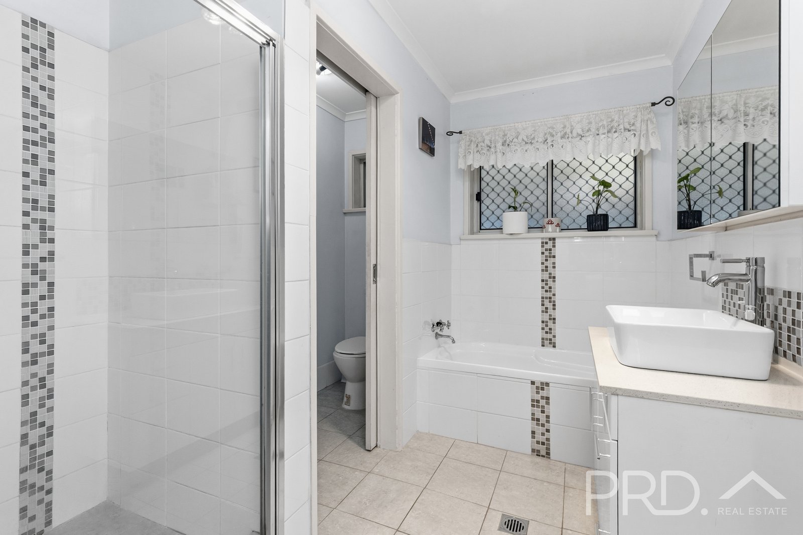 6 Gadara Place TUMUT 7