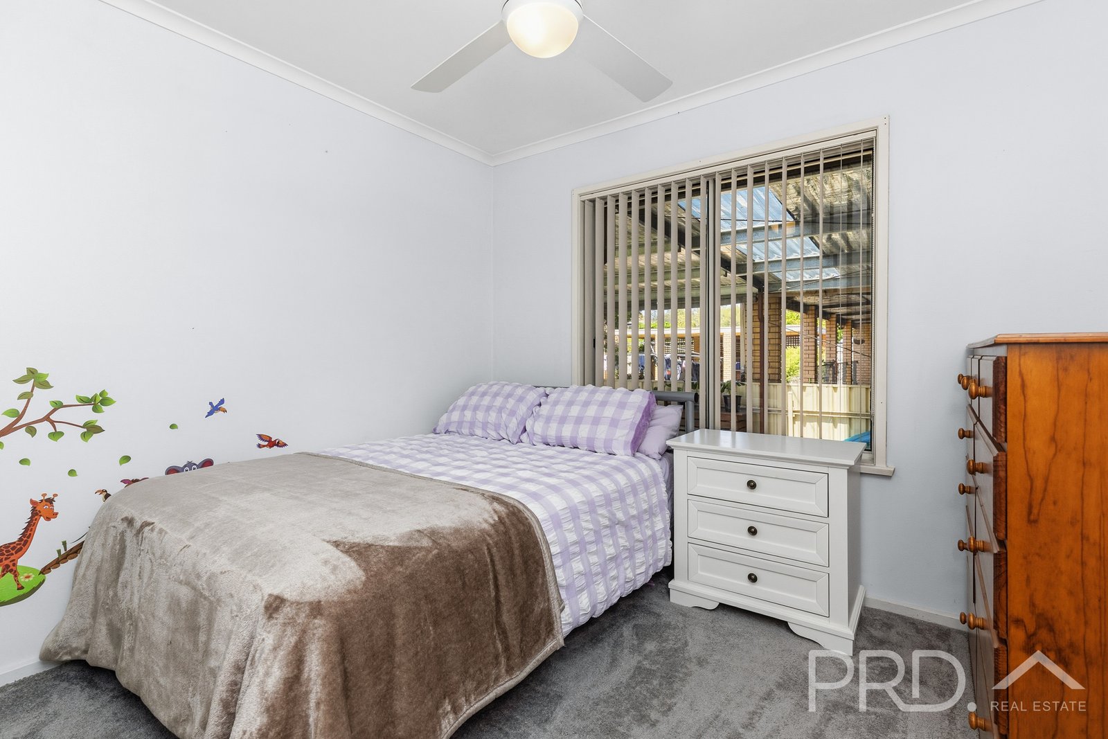6 Gadara Place TUMUT 9