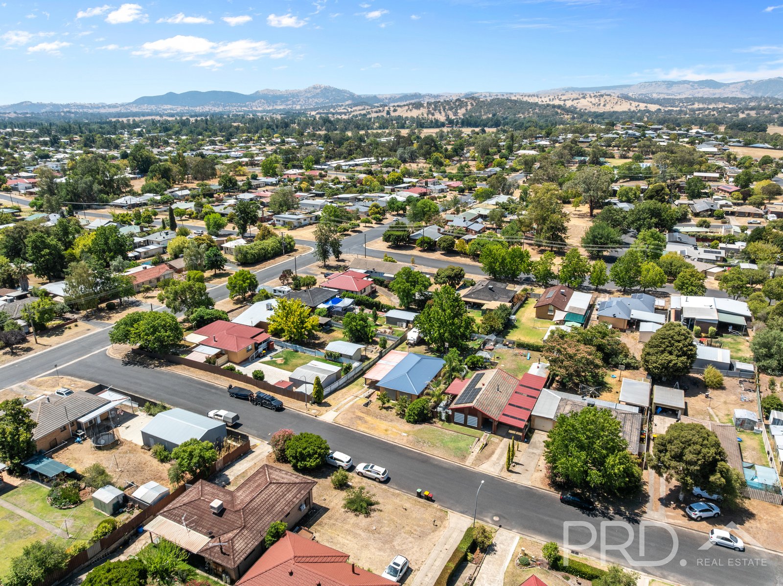 6 Gadara Place TUMUT 19