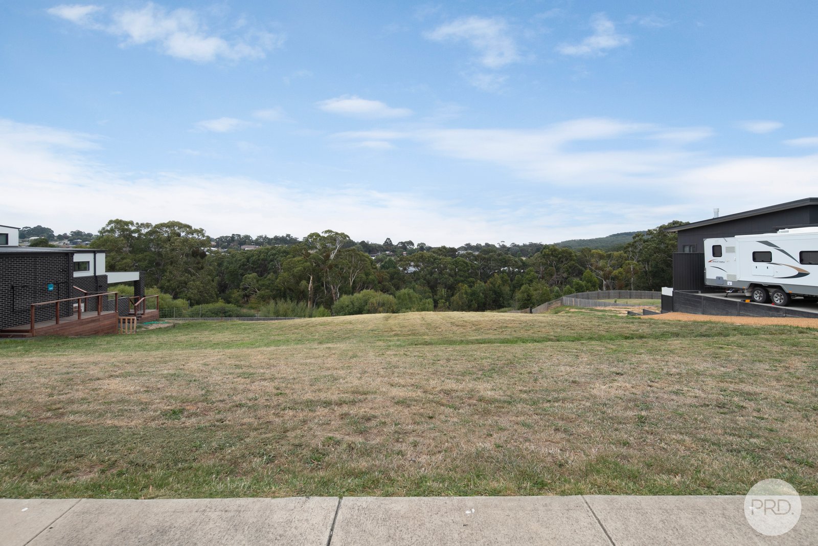 6 Gala Close BROWN HILL 3