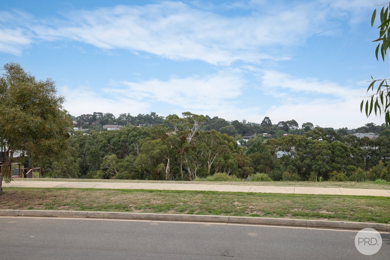 6 Gala Close BROWN HILL 4