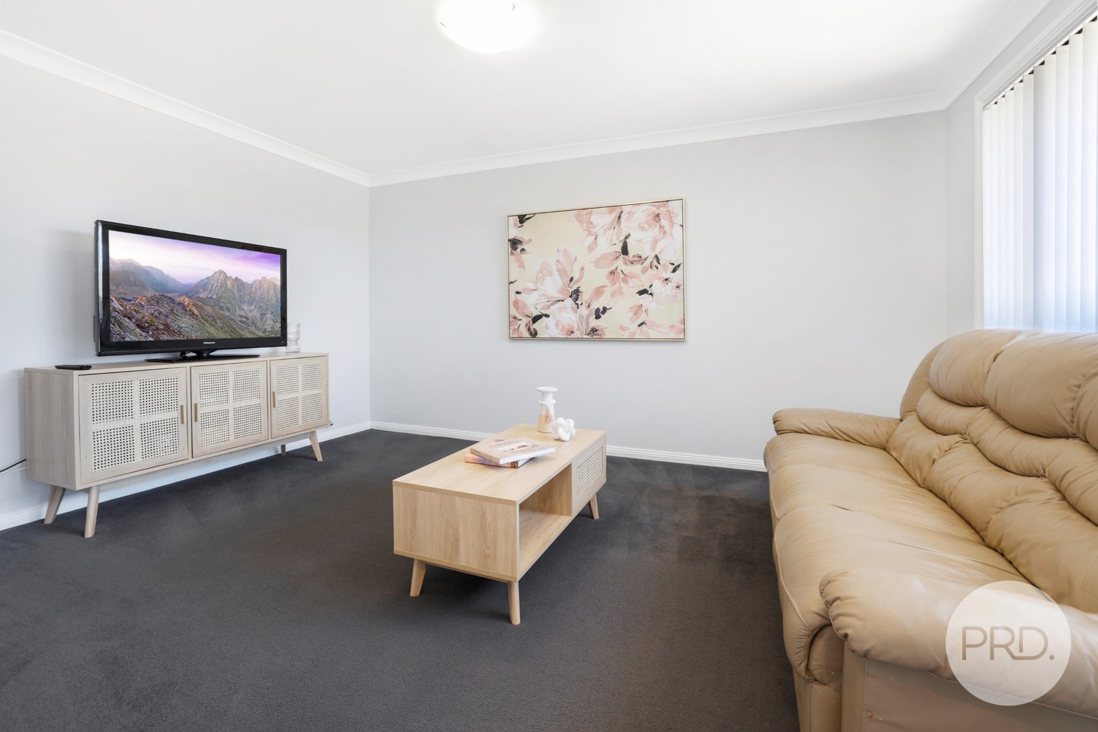 6 Galloway Place TAMWORTH 6