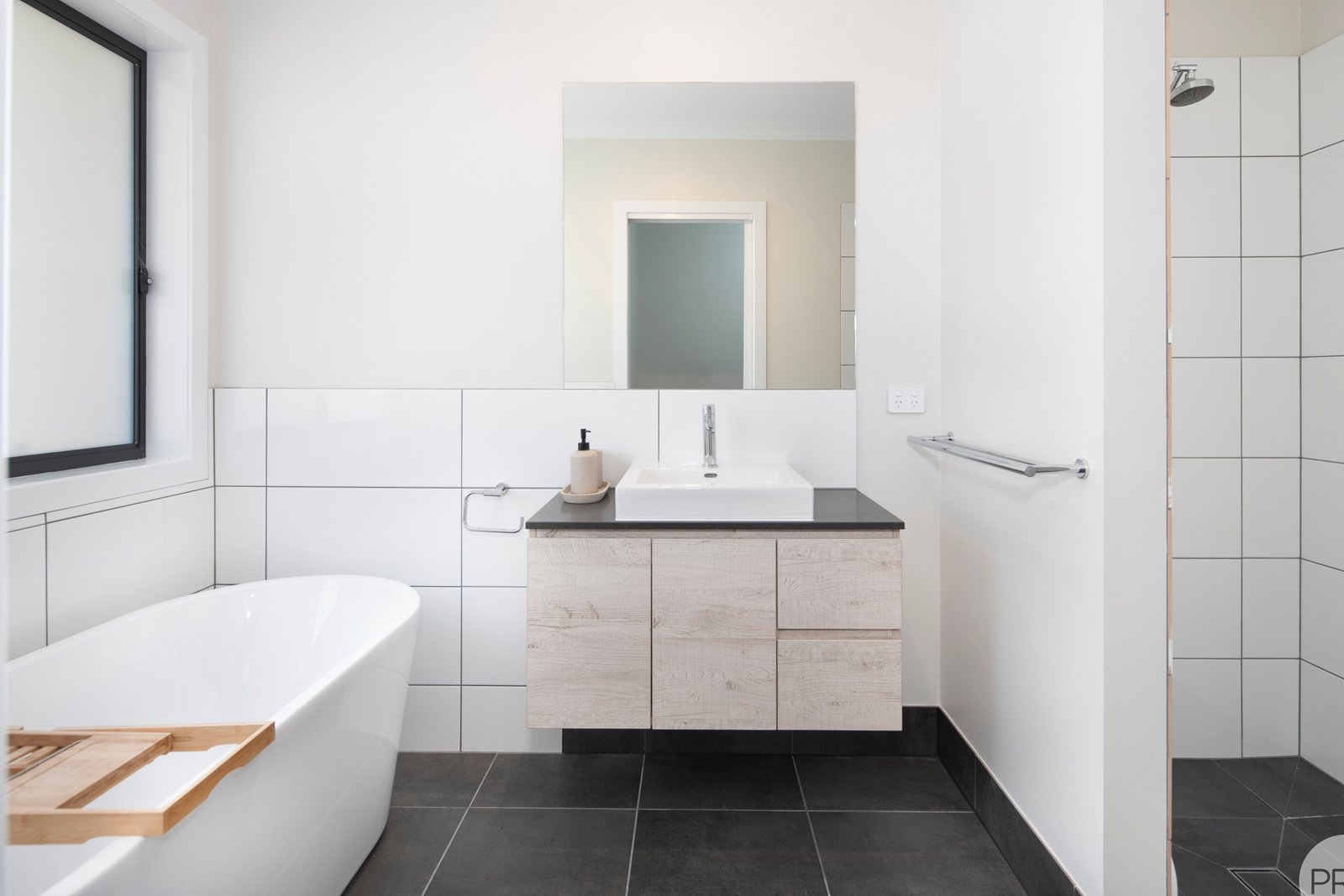 6 Gardners Lane SNAKE VALLEY 17