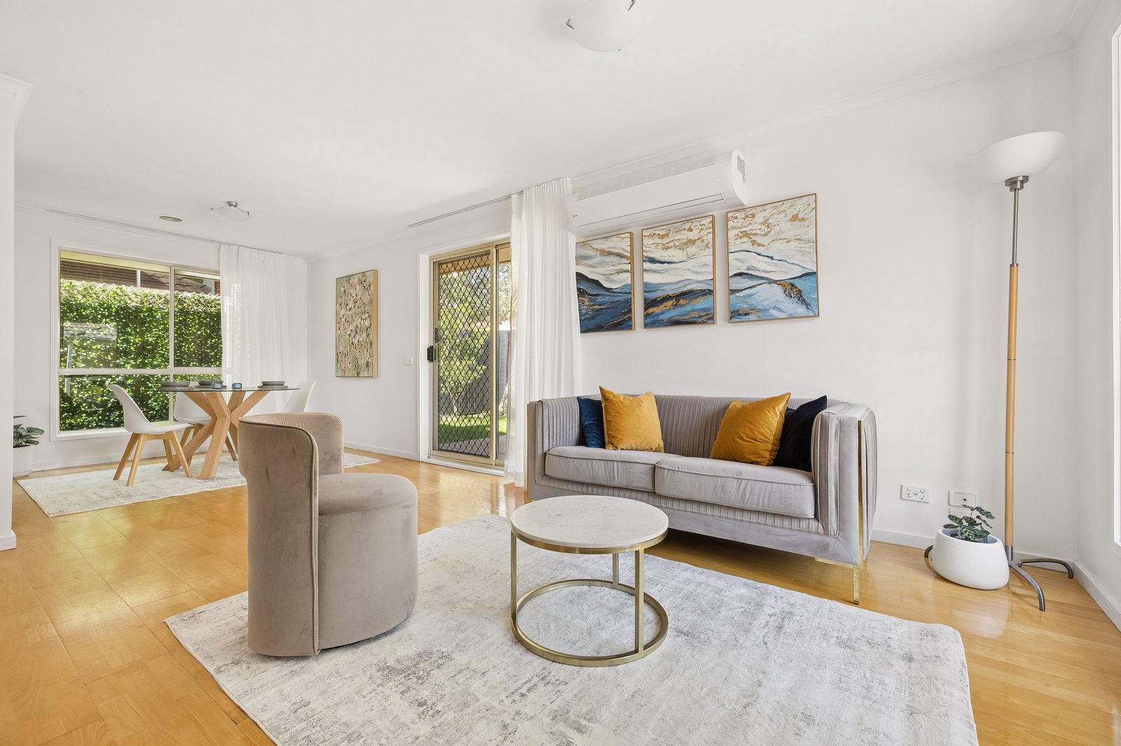 Gallery: 6 Gateway Close