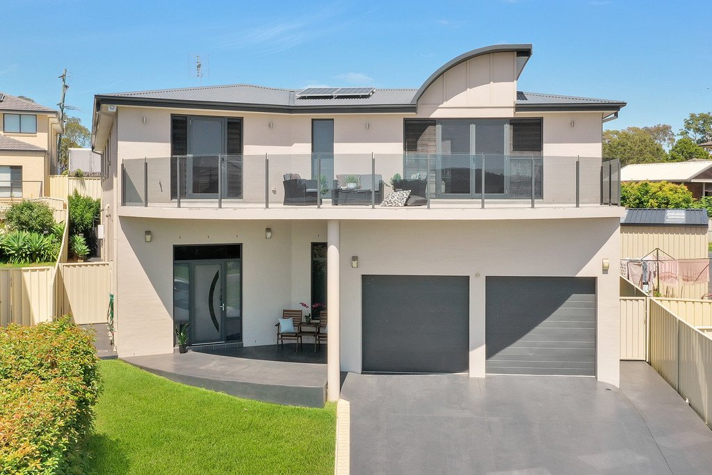 6 Gerrong Close KANAHOOKA 1