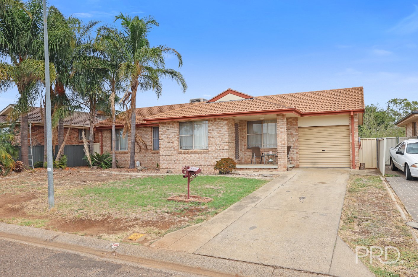 6 Giles Place TAMWORTH 1