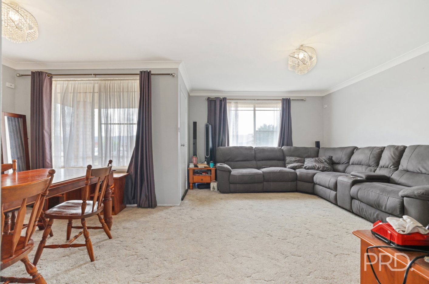 6 Giles Place TAMWORTH 5
