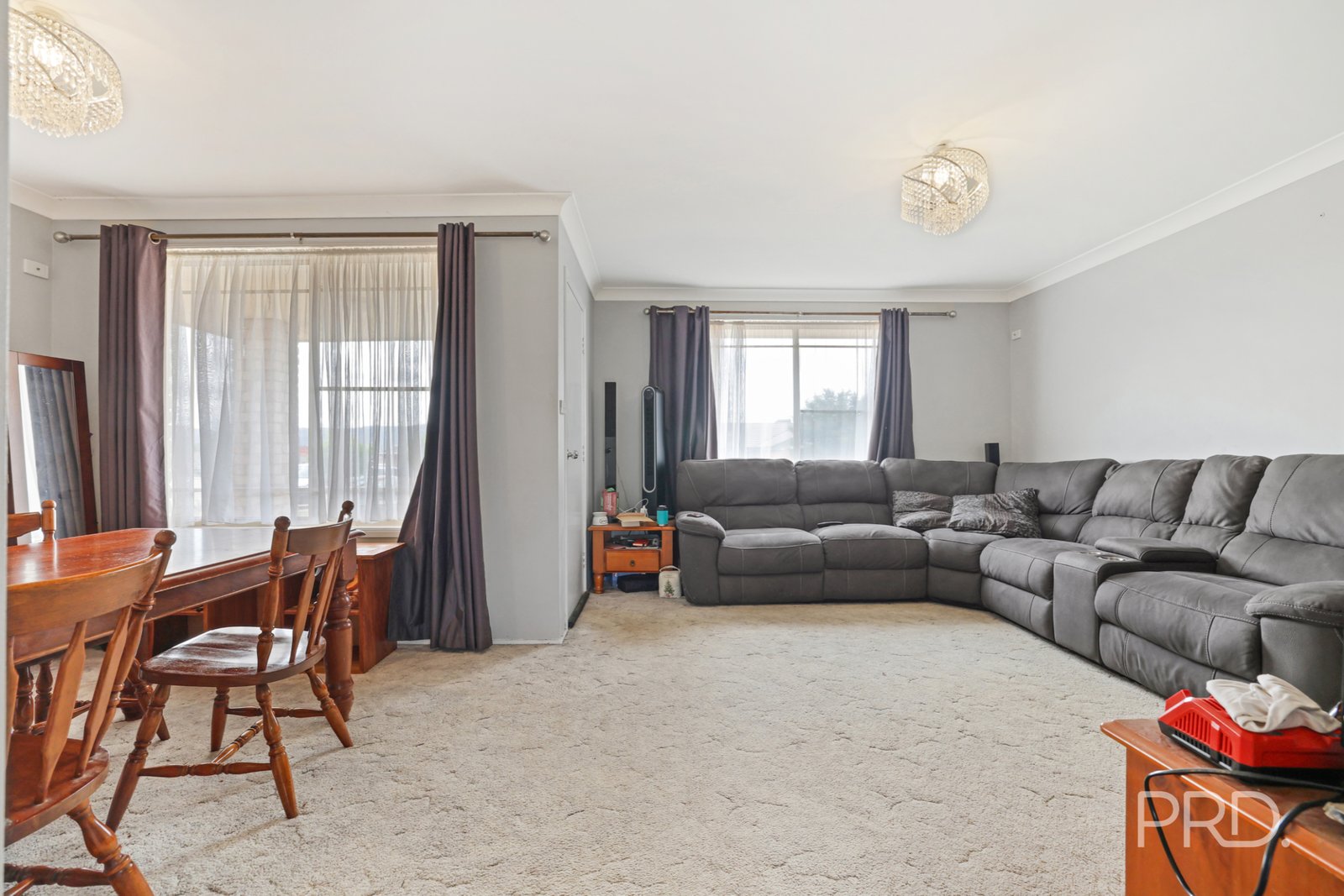 6 Giles Place TAMWORTH 2