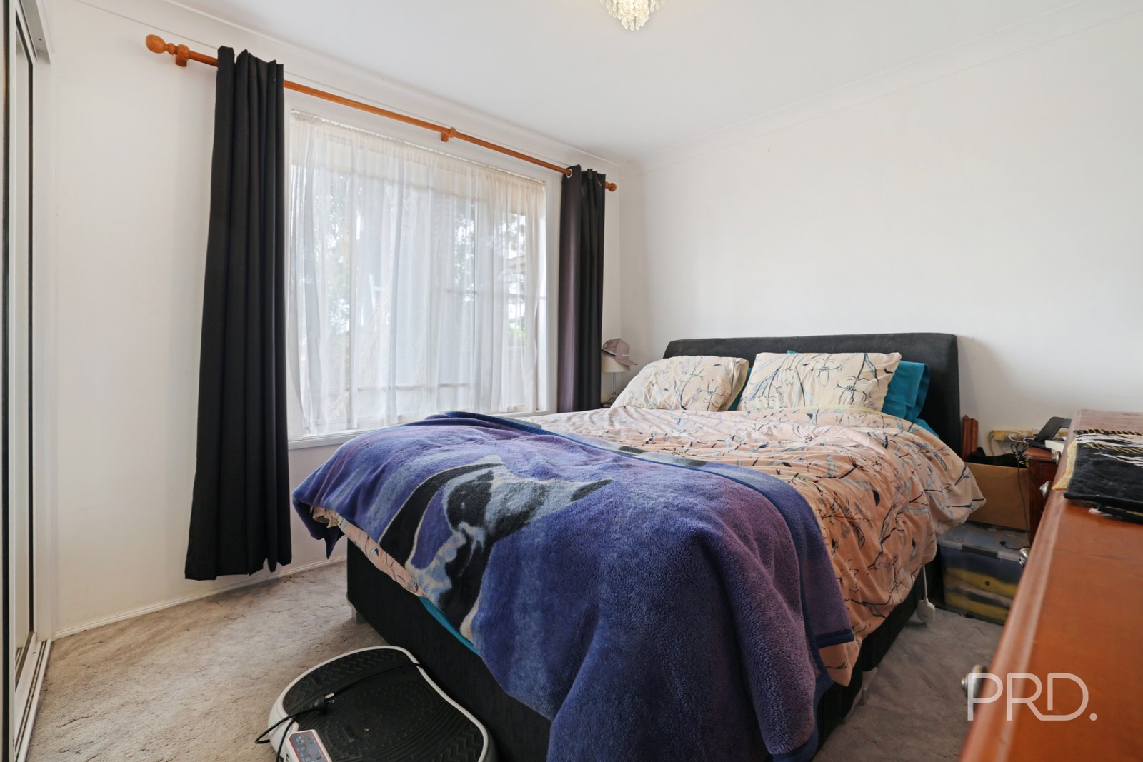 6 Giles Place TAMWORTH 6