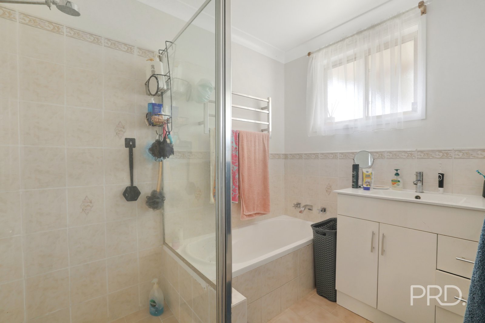 6 Giles Place TAMWORTH 7