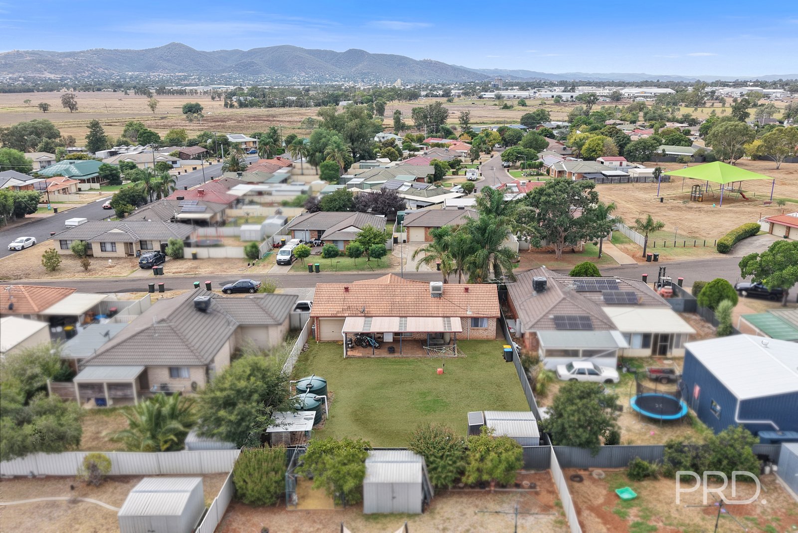 6 Giles Place TAMWORTH 13