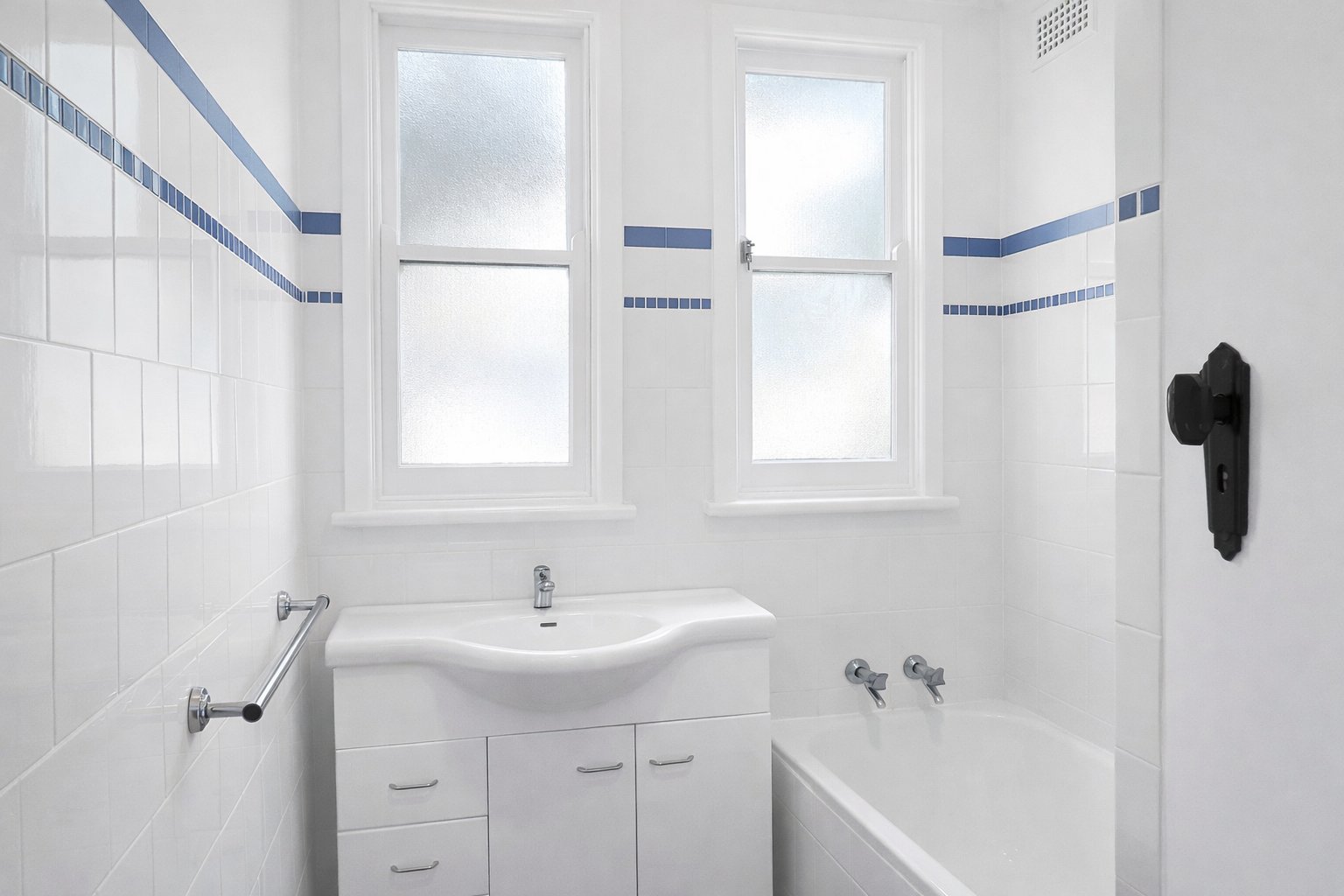 6 Gipps Avenue LITTLE BAY 5