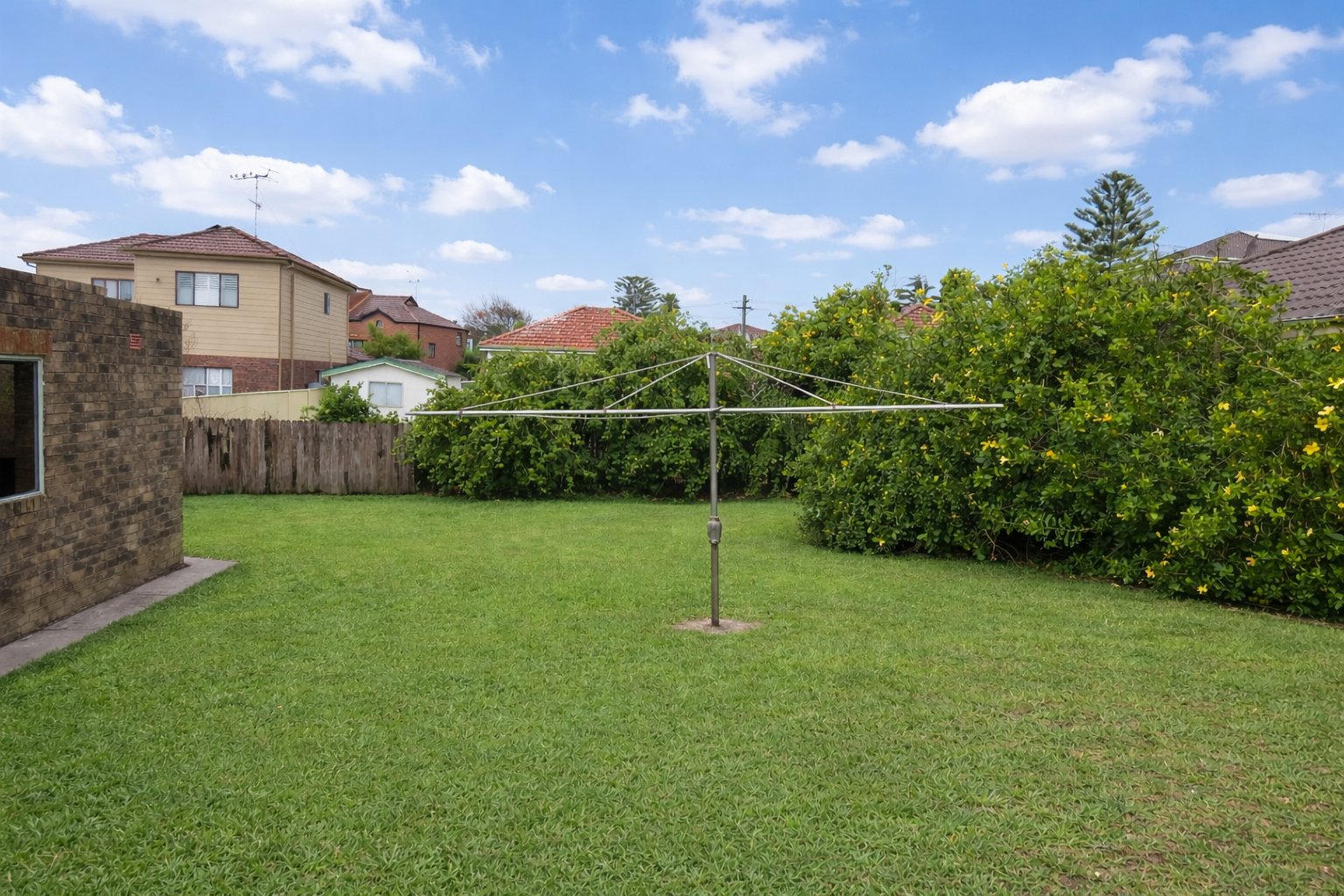 6 Gipps Avenue LITTLE BAY 6