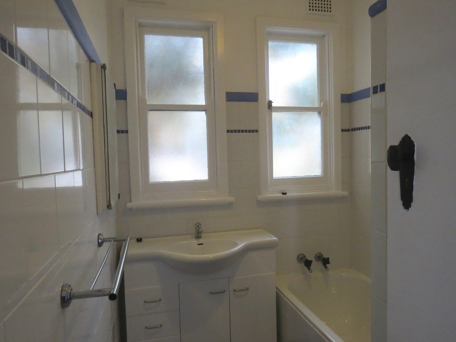 6 Gipps Avenue LITTLE BAY 7