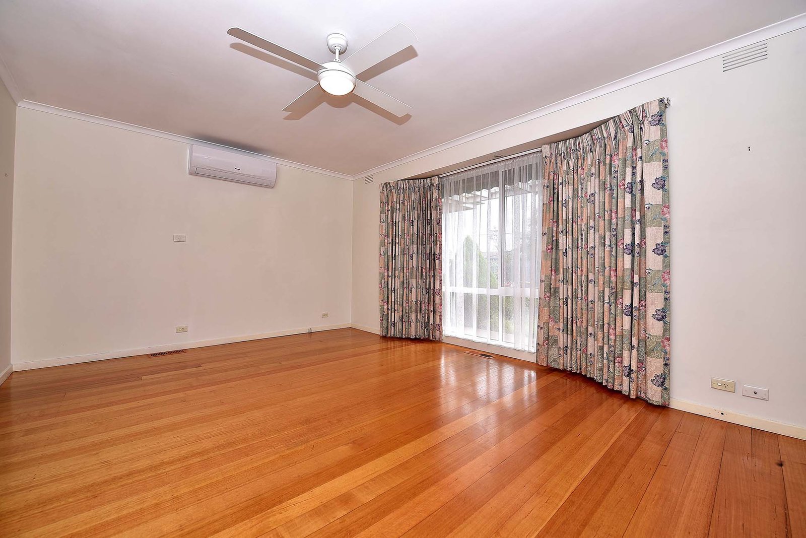 Gallery: 6 Glenway Drive
