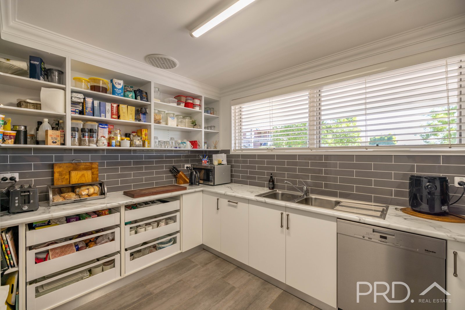 6 Godfrey Street TUMUT 8