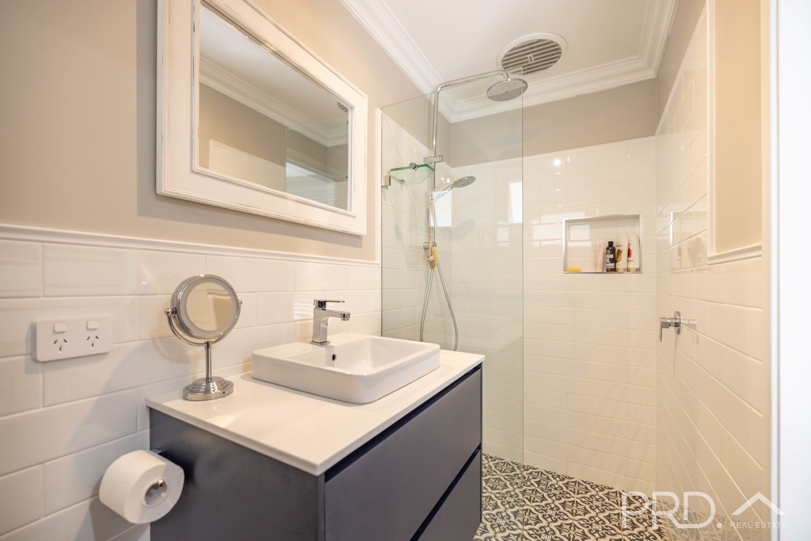 6 Godfrey Street TUMUT 15