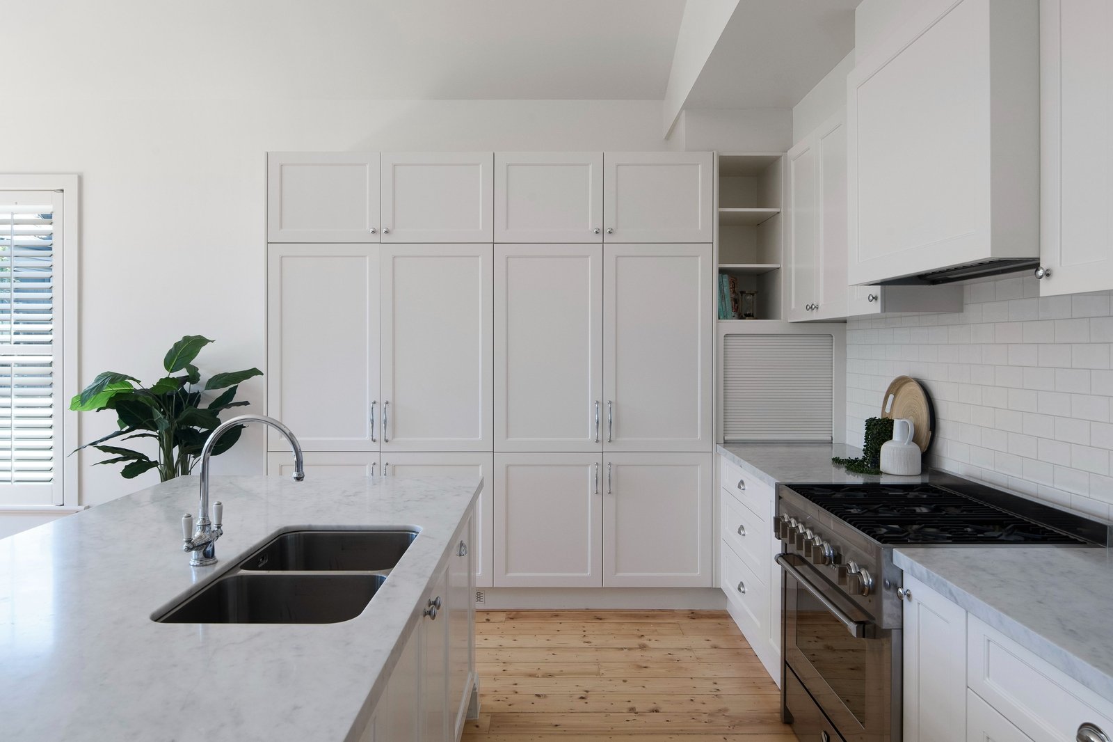 Real Estate and Property in 6 Goldsmith Avenue, Preston, VIC