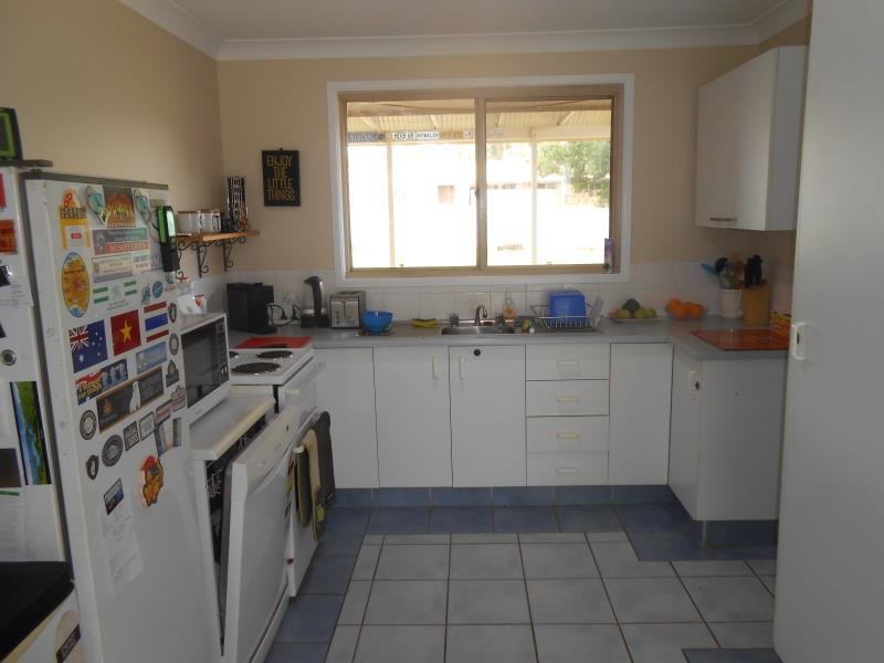 6 Grant Street, Kootingal  TAMWORTH 6