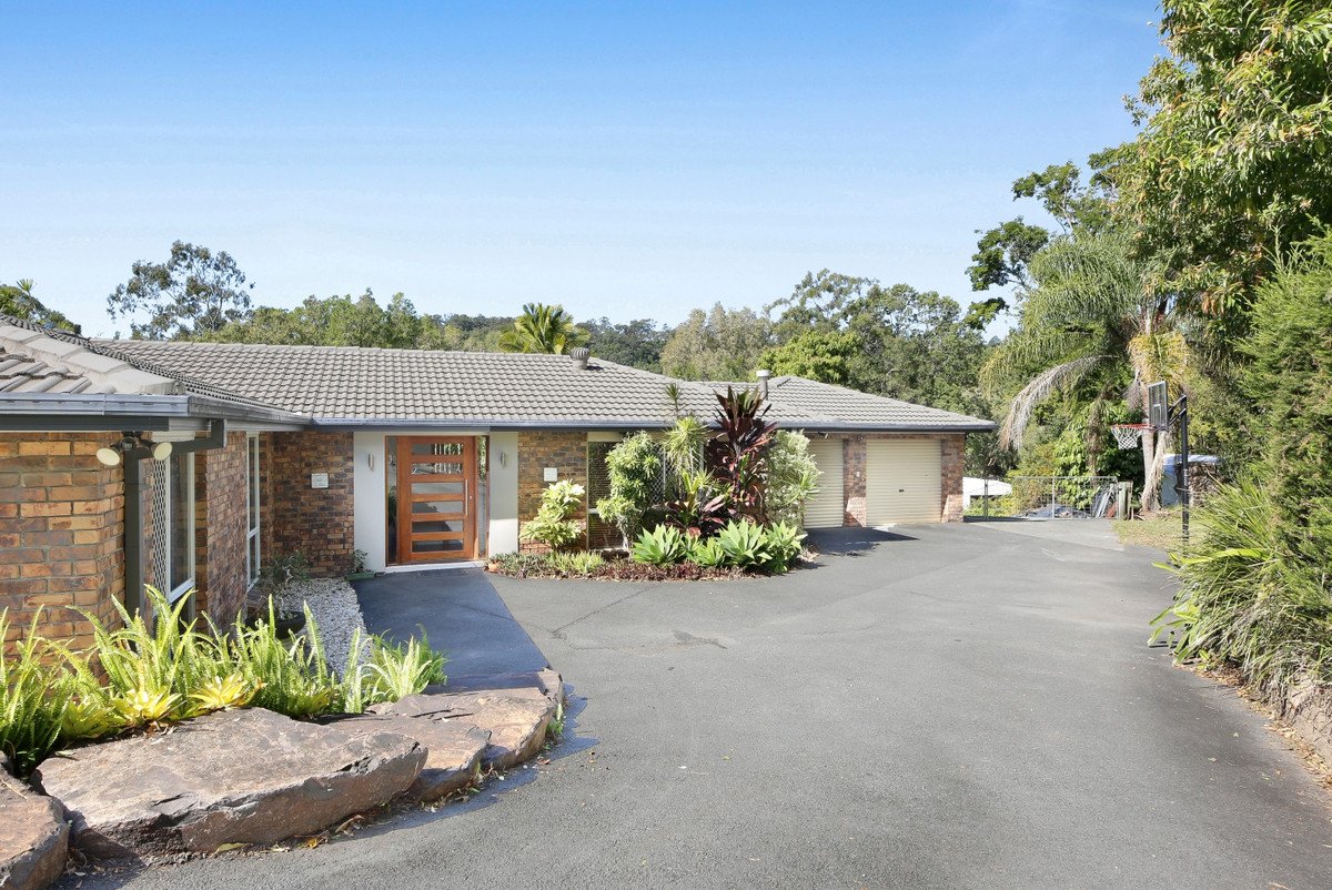 6 Green Lane Tallebudgera 3