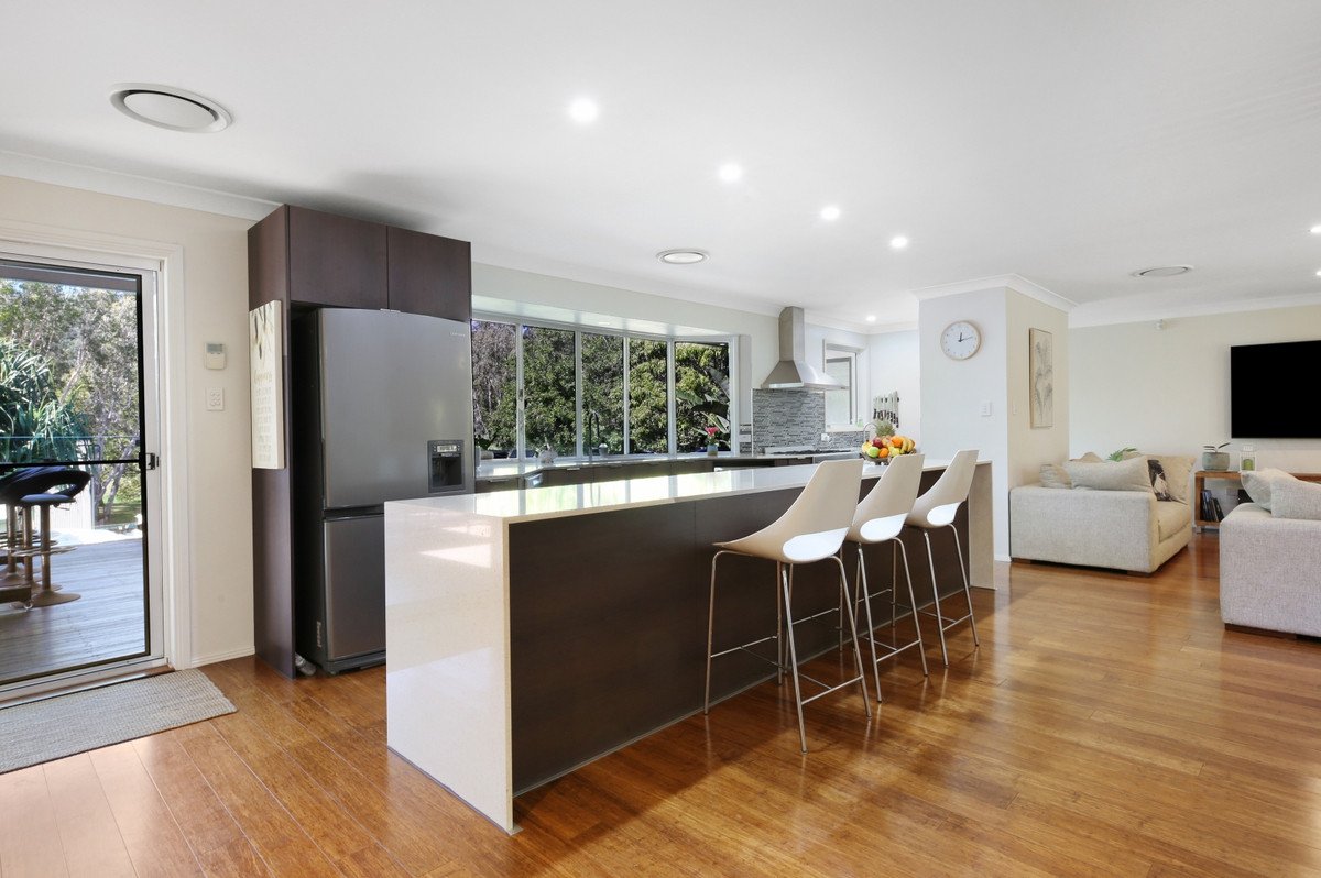 6 Green Lane Tallebudgera 23