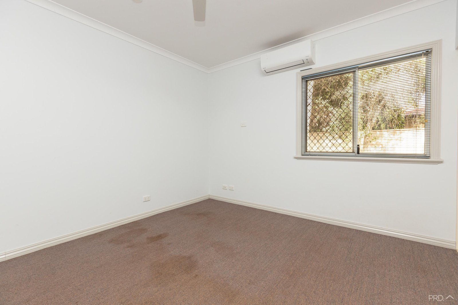 6 Greenshank Drive DJUGUN 18