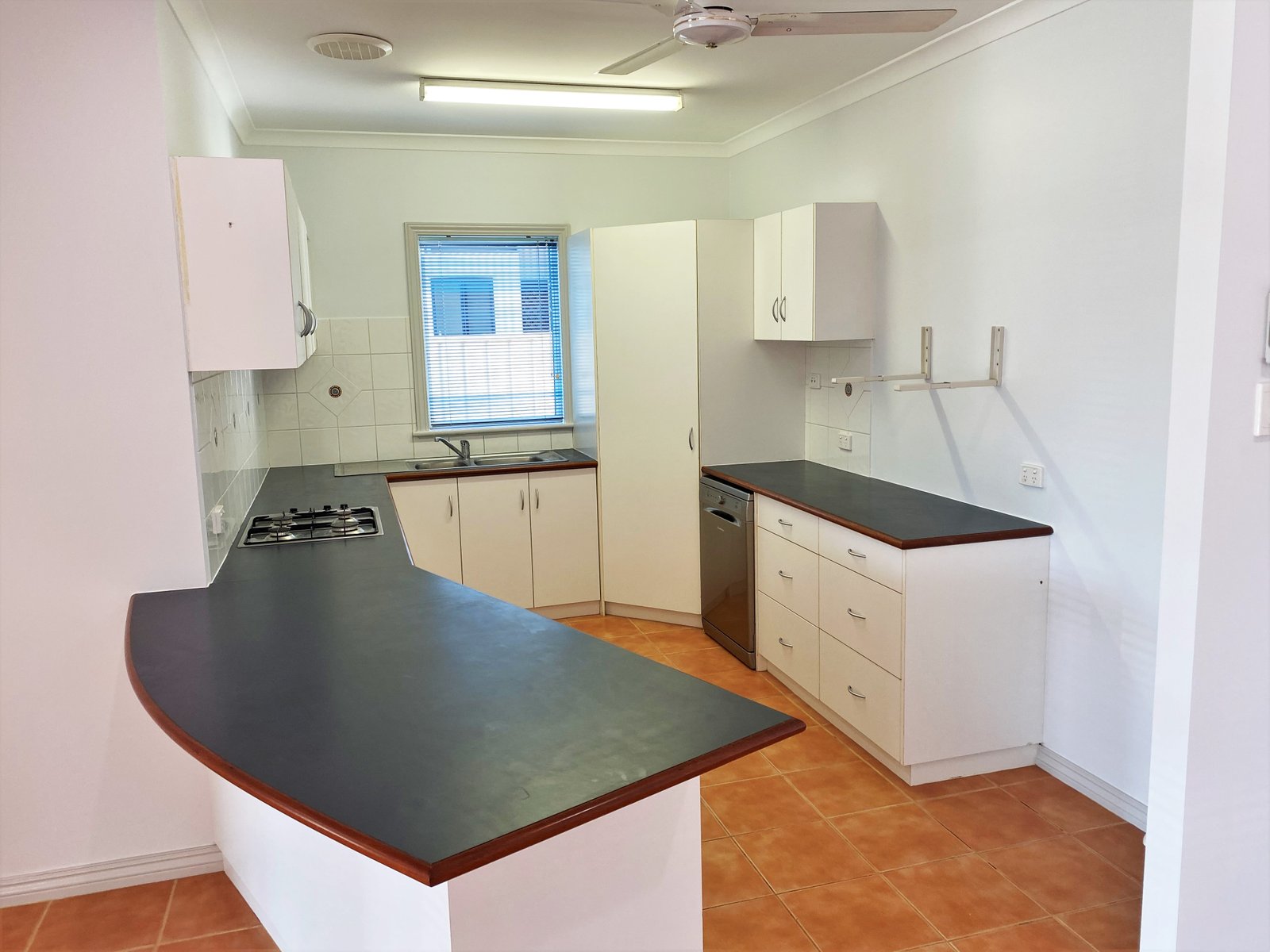 6 Greenshank Drive DJUGUN 3