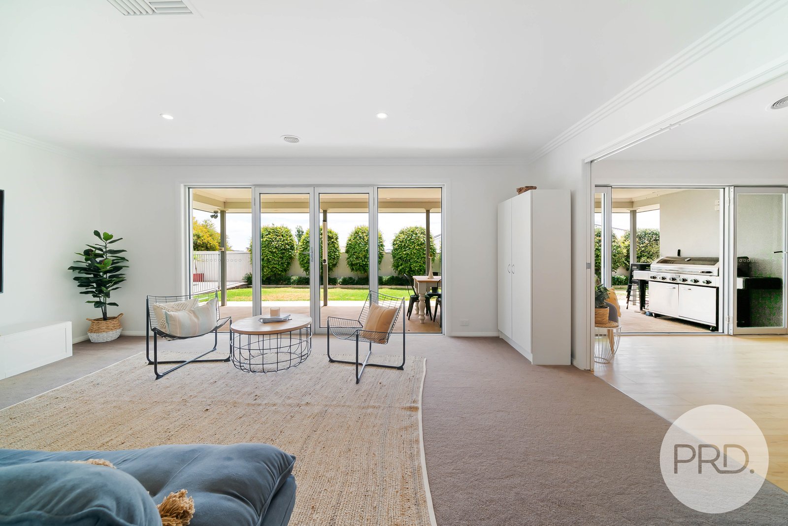 6 Greenway Street LLOYD 12