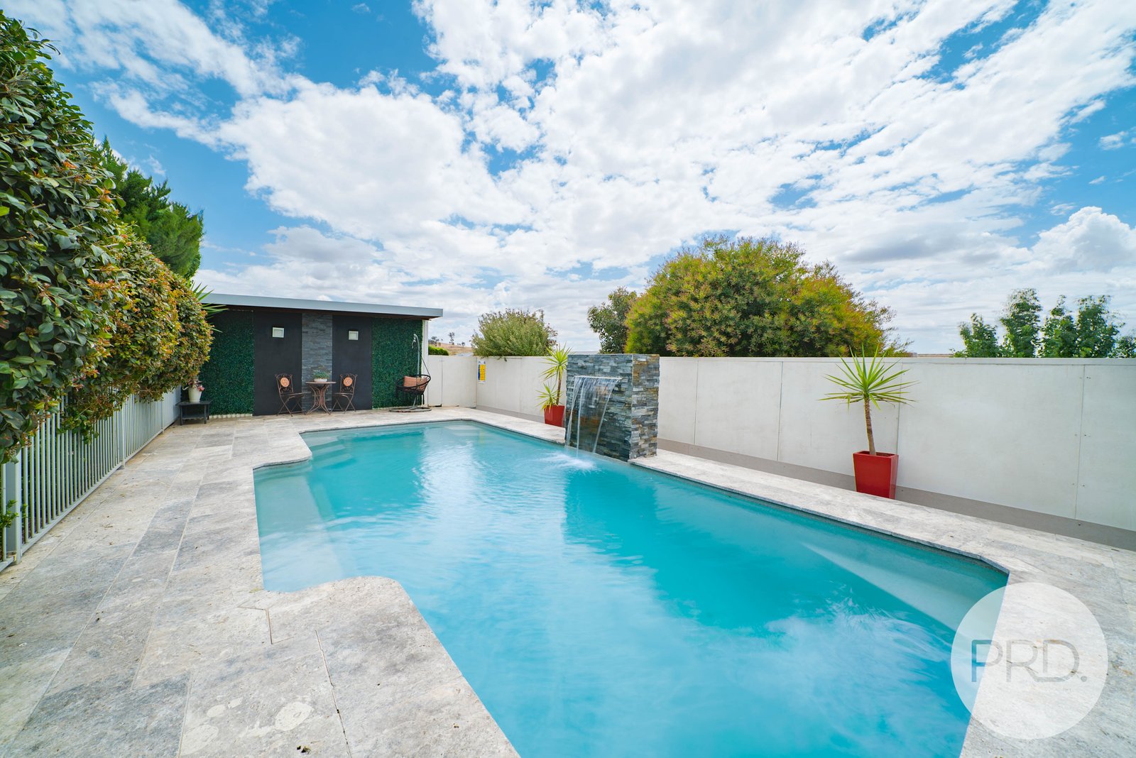 6 Greenway Street LLOYD 19