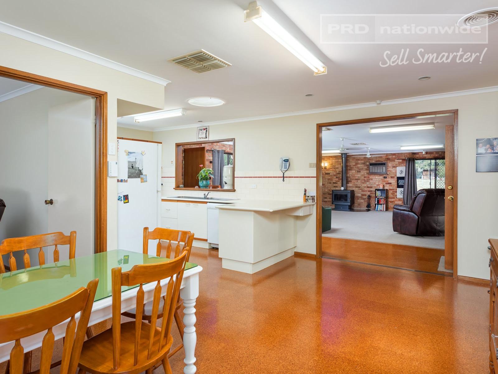 6 Gregadoo Road LAKE ALBERT 9