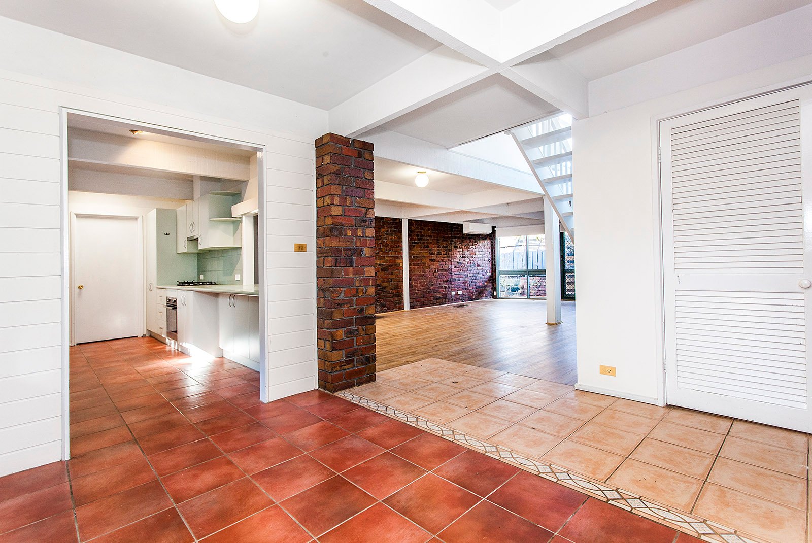 Real Estate and Property in 6 Grimsby Court, Doncaster East, VIC