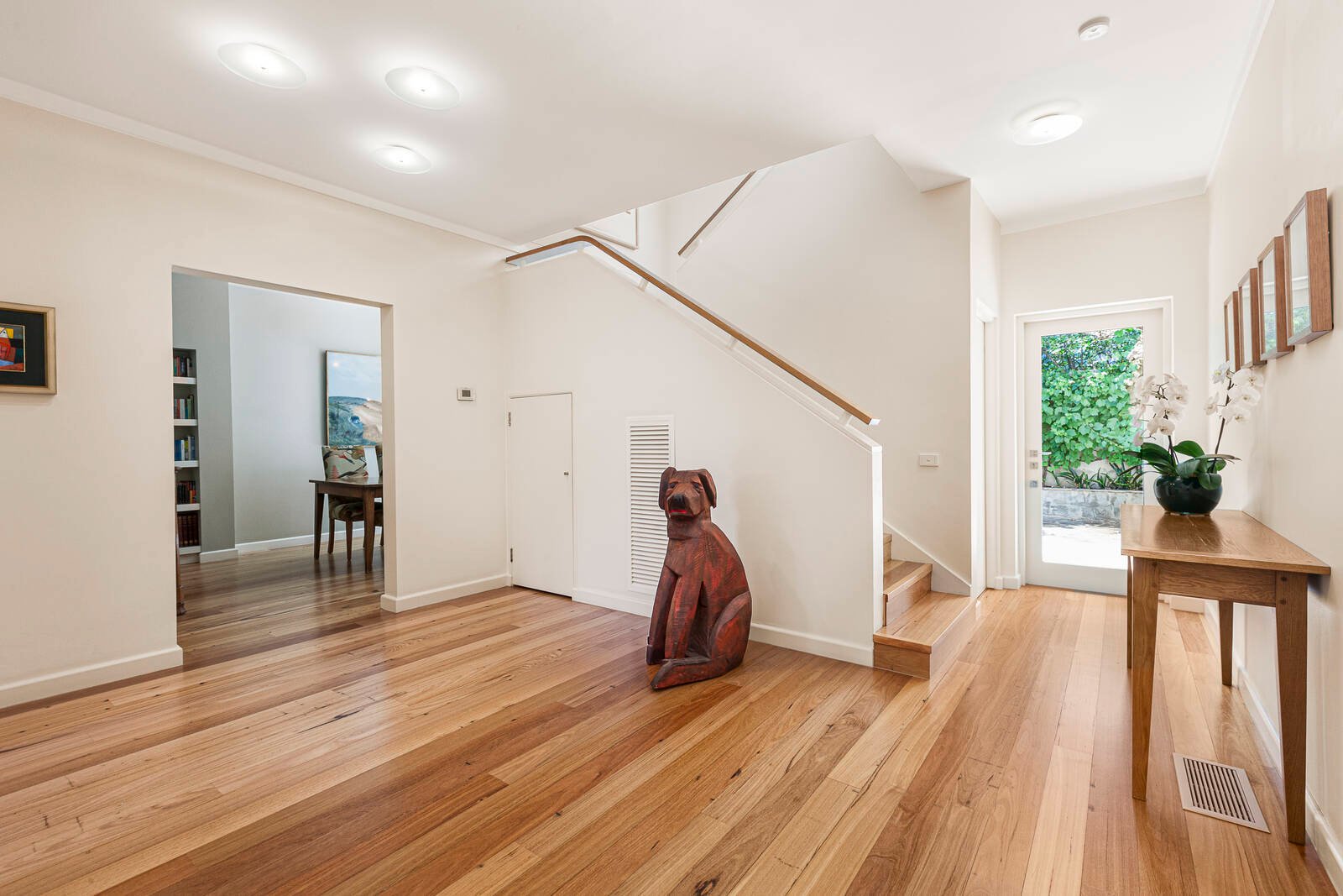 Real Estate and Property in 6 Grosvenor Court, Toorak, VIC