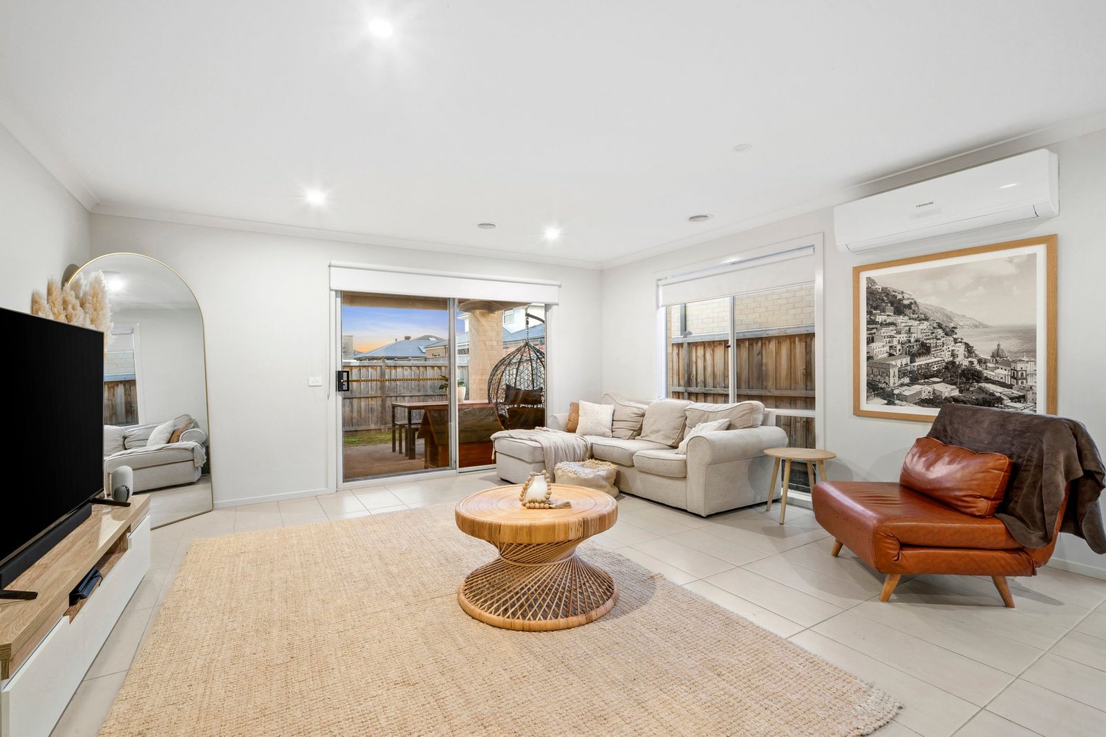 Gallery: 6 Hackberry Close