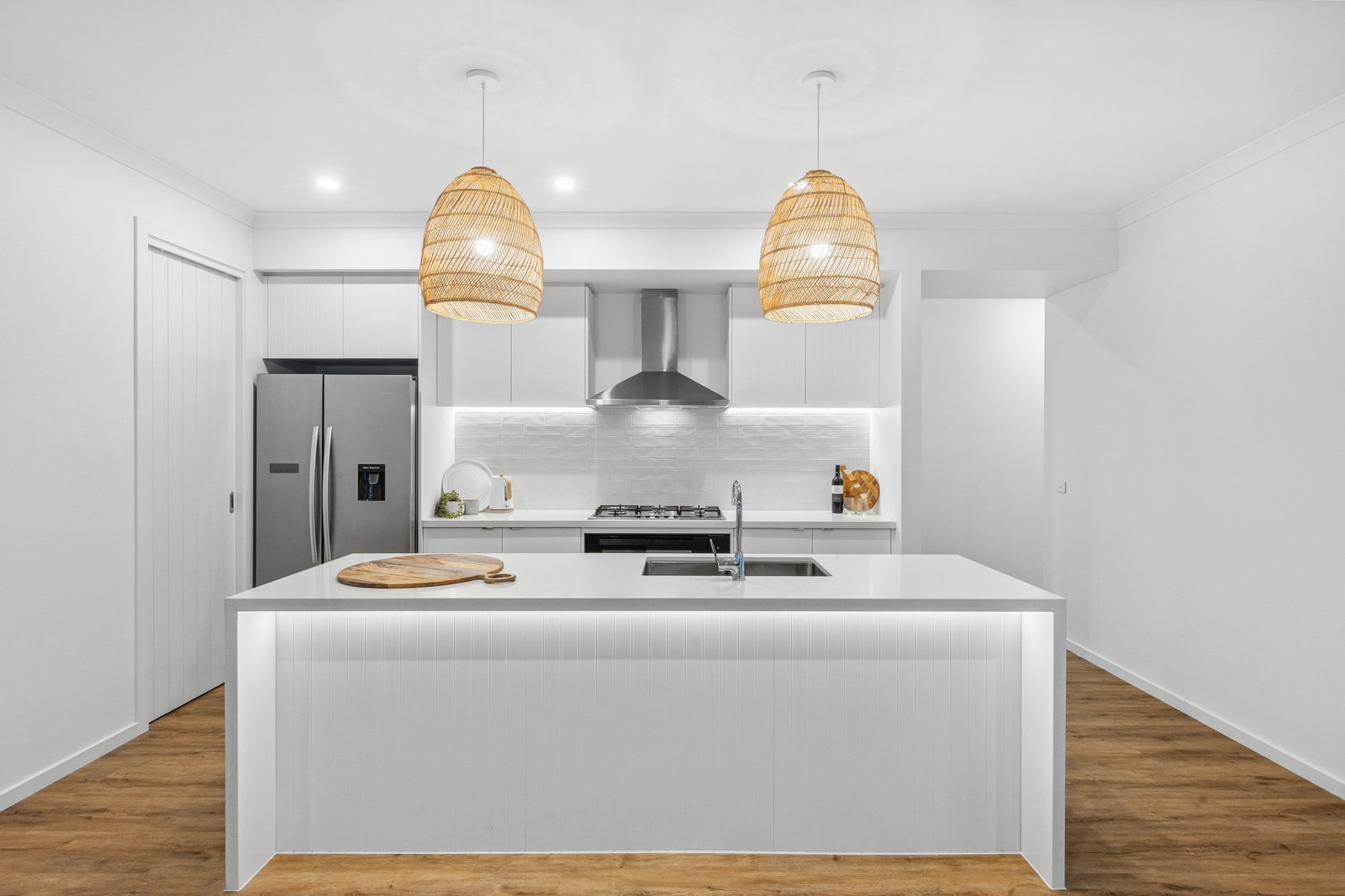 Real Estate and Property in 6 Halcyon Street, Point Lonsdale, VIC