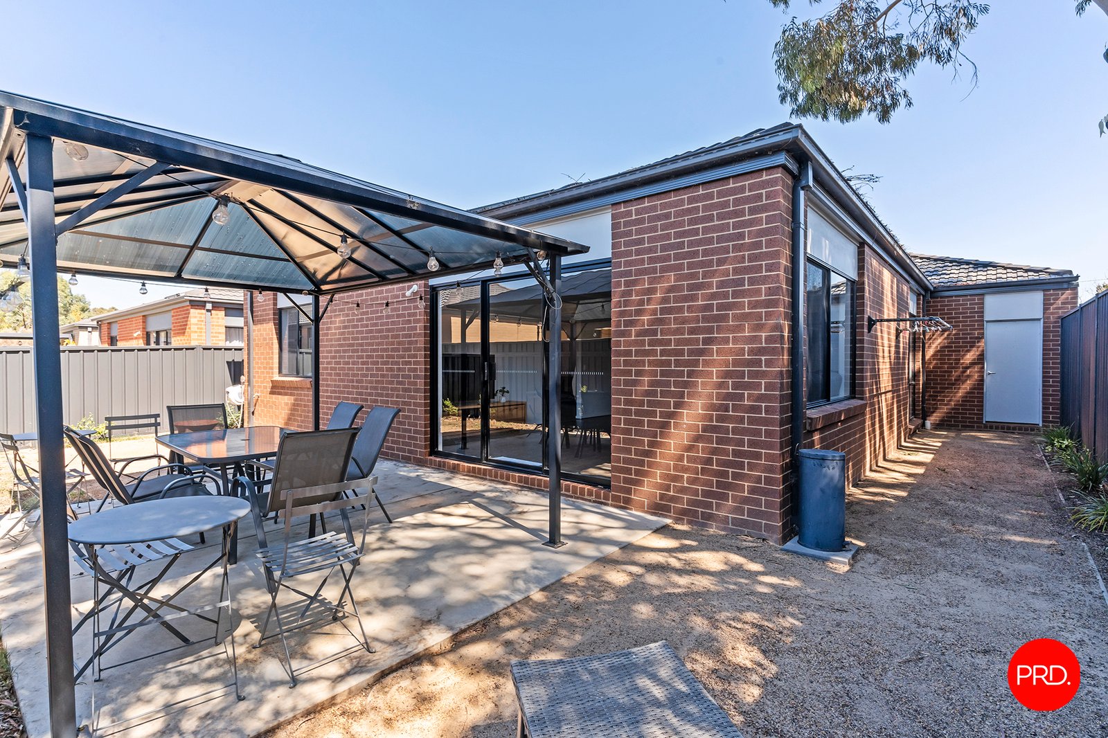 6 Hall Street WHITE HILLS 11