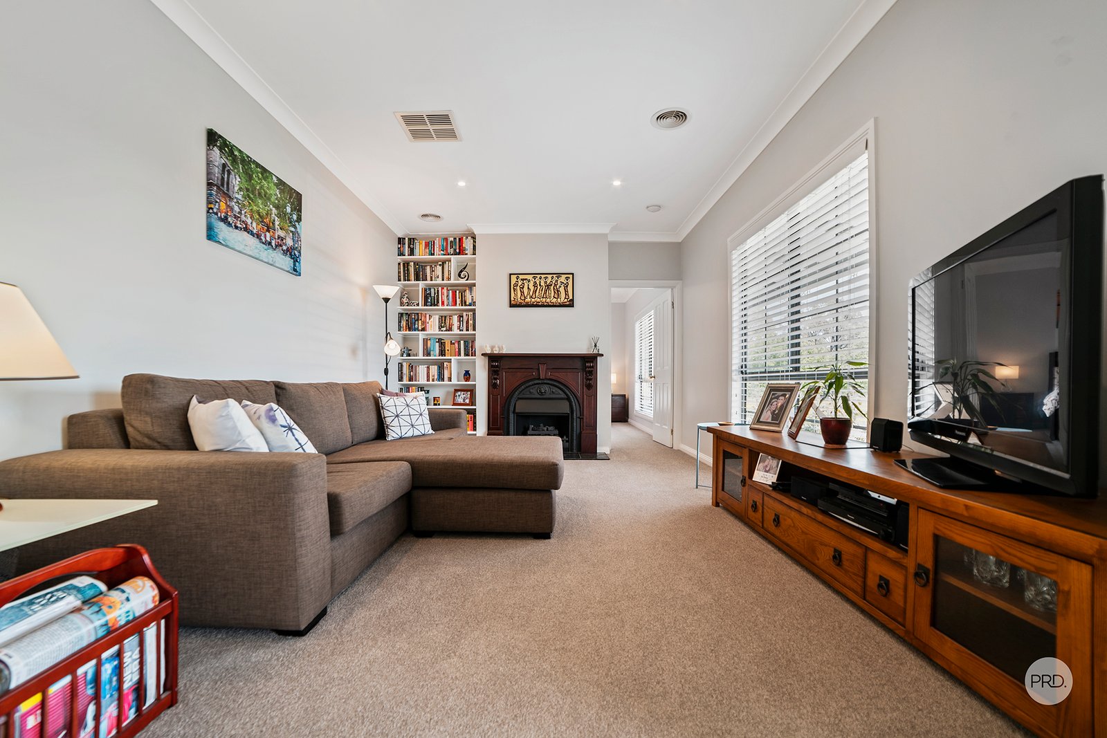 6 Hamilton Court HEATHCOTE 9