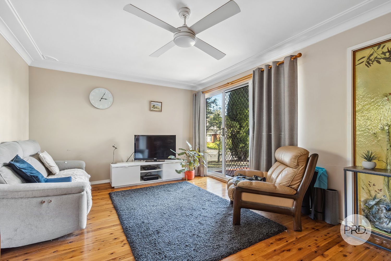 6 Hammond Place NARWEE 2