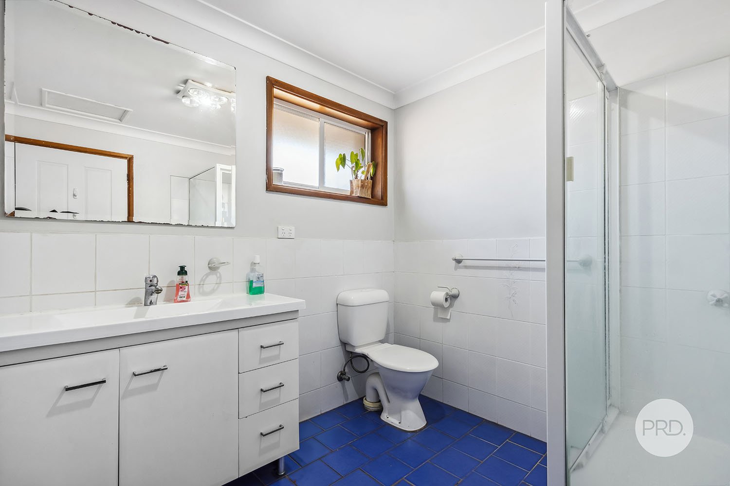 6 Hammond Place NARWEE 8