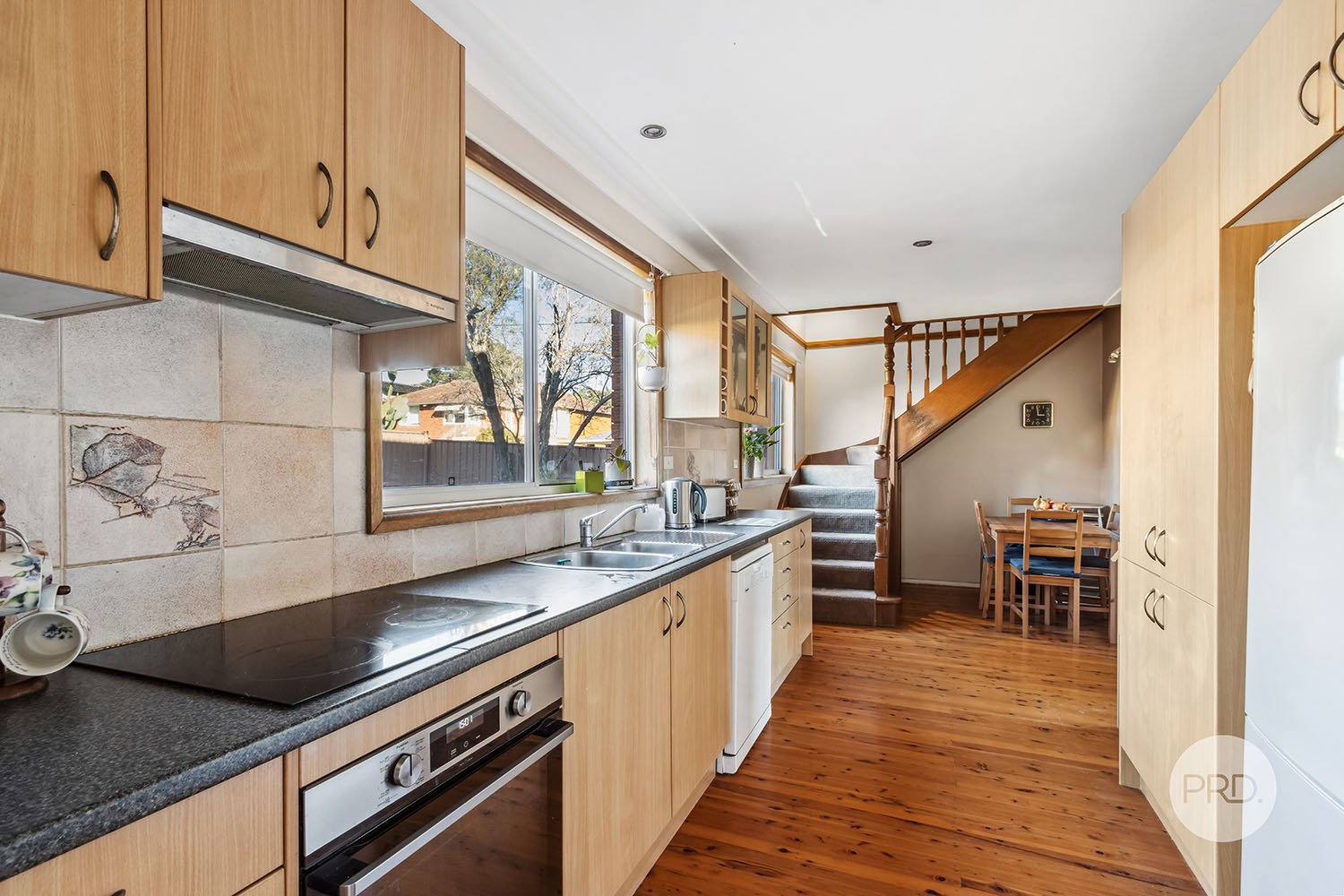 6 Hammond Place NARWEE 9