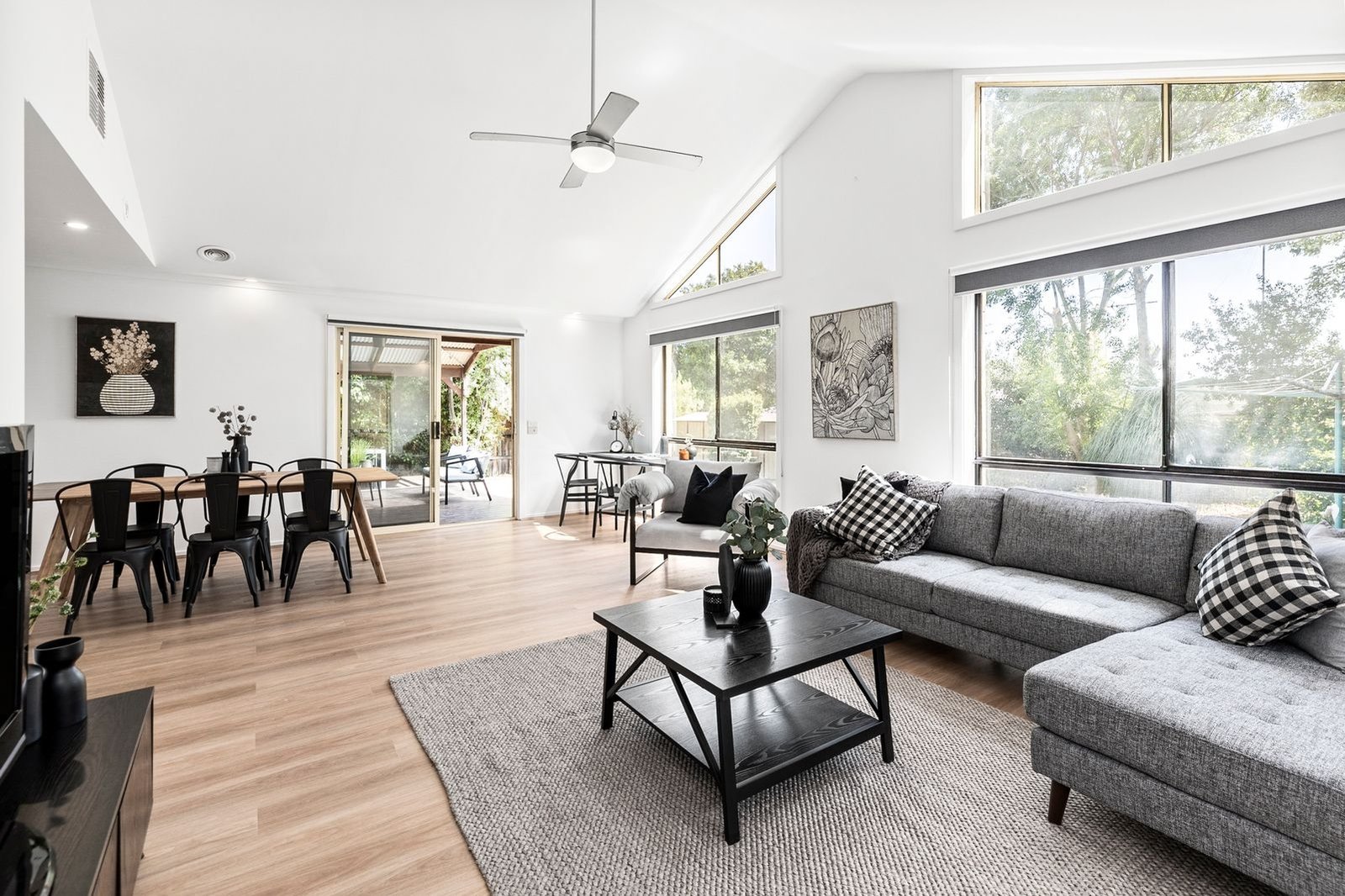 Real Estate and Property in 6 Hannan Crescent, Leopold, VIC