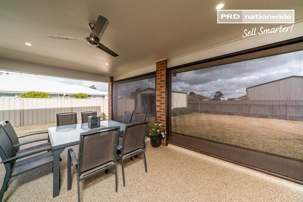 6 Hardiman Street URANQUINTY 4